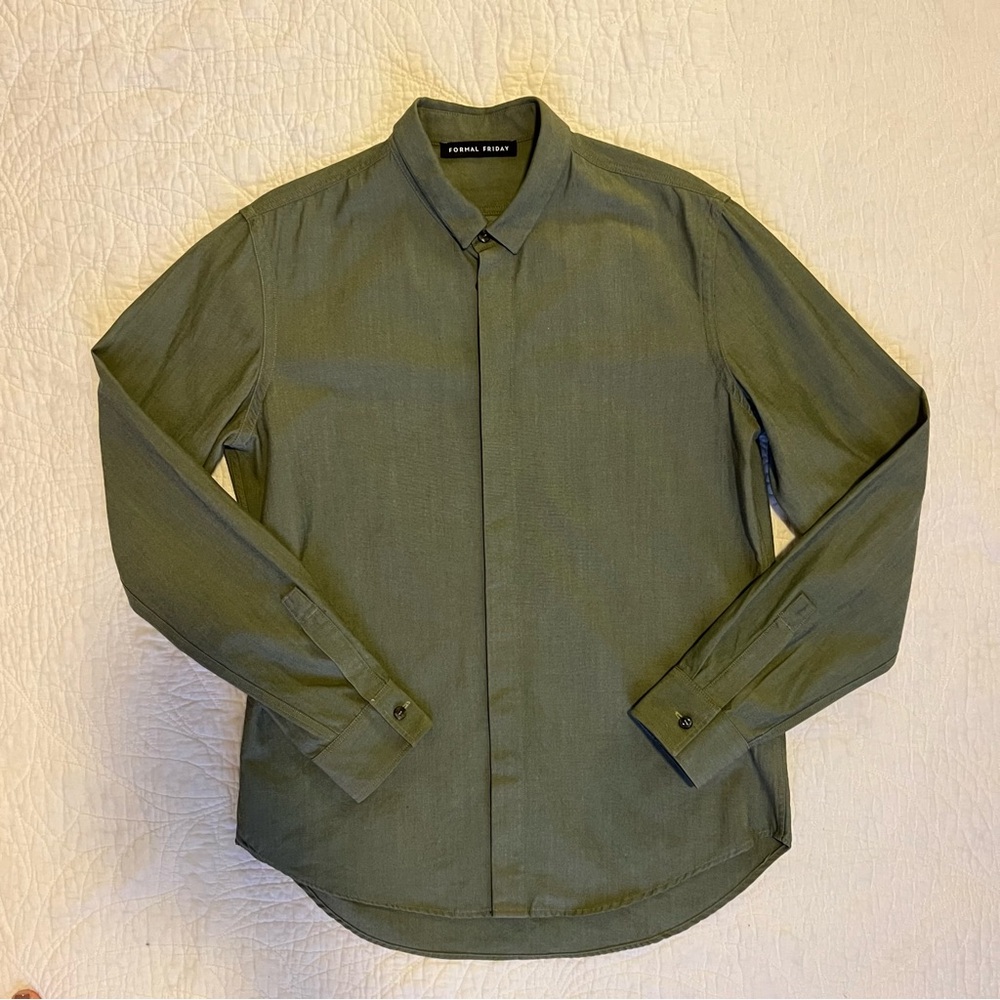 Merino Wool/Organic cotton button down shirt, size medium, olive green